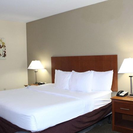 Quality Inn & Suites Williamsport Exterior photo